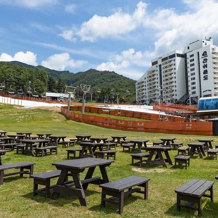 Bears Town Hotel Pocheon Exterior foto