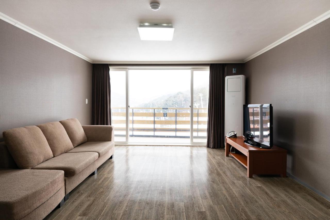 Bears Town Hotel Pocheon Exterior foto