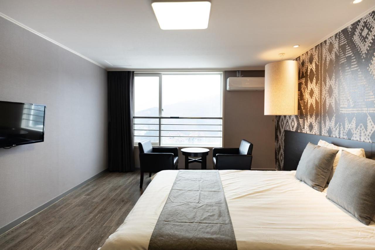 Bears Town Hotel Pocheon Exterior foto